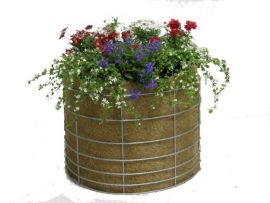 Hochbeet aus Naturmaterial rund