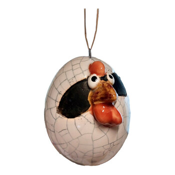 Huhn im Ei Hnger